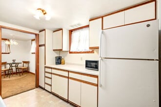 1912 7th Ave S, Unit #2 in Great Falls, MT - Building Photo - Building Photo