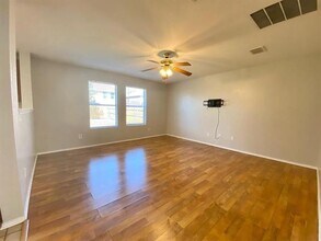 1116 Browntop St in Crowley, TX - Building Photo - Building Photo