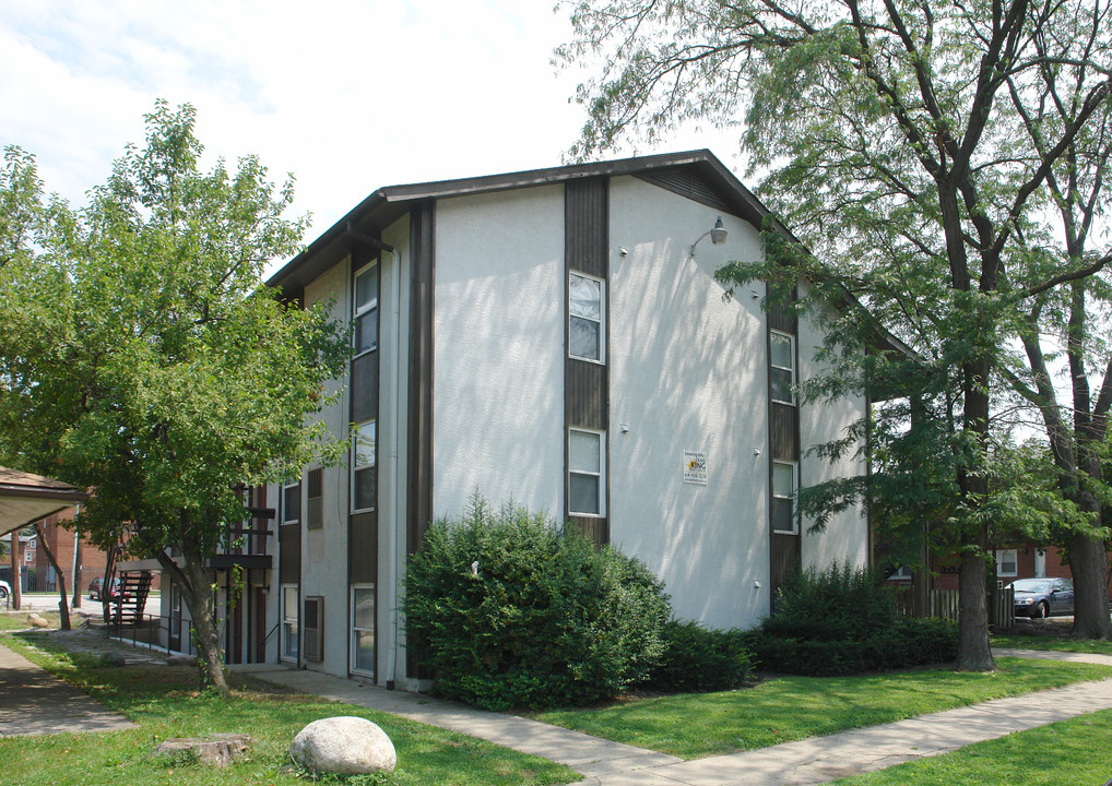 60 Mcmillen Ave in Columbus, OH - Foto de edificio