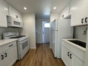 353 N 11th St in Grover Beach, CA - Building Photo - Building Photo