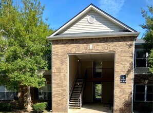1202 Par 3 Way in Stonecrest, GA - Building Photo - Building Photo