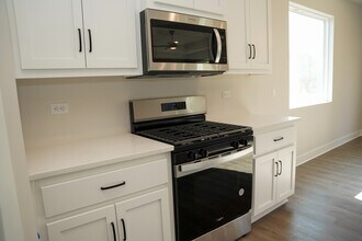 20680 S Barker St in Spring Hill, KS - Building Photo - Building Photo