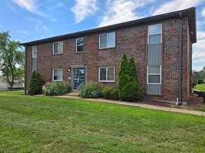 Yorktowne Apartments in St. Louis, MO - Building Photo - Building Photo