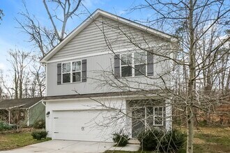 1011 Helms Rd in Charlotte, NC - Foto de edificio - Building Photo