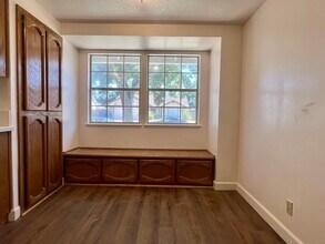 6509 Fuego Way in Elk Grove, CA - Building Photo - Building Photo