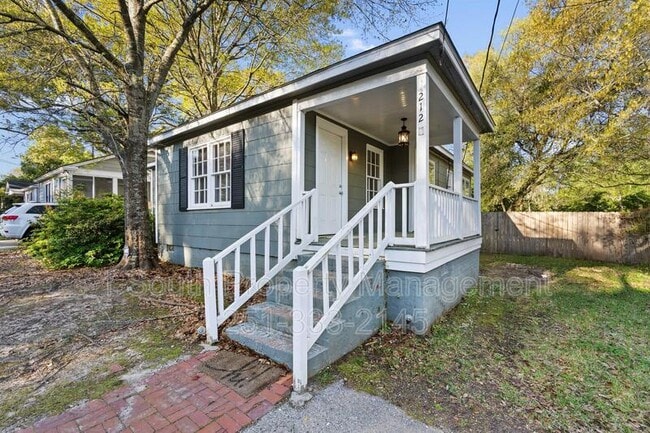 212 Pinehill Dr in Mobile, AL - Building Photo - Building Photo