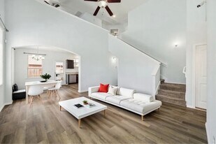 5307 Little Jasmine Way in Katy, TX - Building Photo