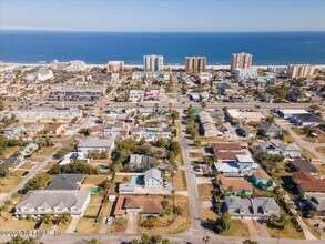 412 13th Ave N in Jacksonville Beach, FL - Building Photo - Building Photo