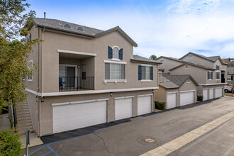 Bordeaux Condos in Santa Clarita, CA - Building Photo - Building Photo