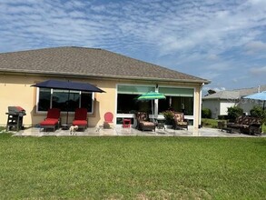12945 SE 93rd Cir in Summerfield, FL - Foto de edificio - Building Photo