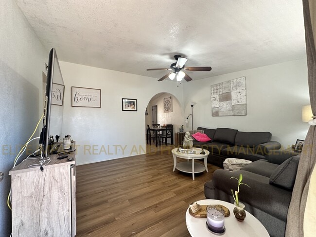 4650 E Calle Aurora in Tucson, AZ - Building Photo - Building Photo