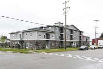 Mill Point Place Senior Living in Spring Lake, MI - Foto de edificio - Building Photo