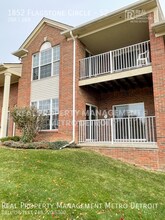 1852 Flagstone Cir in Rochester, MI - Building Photo - Building Photo