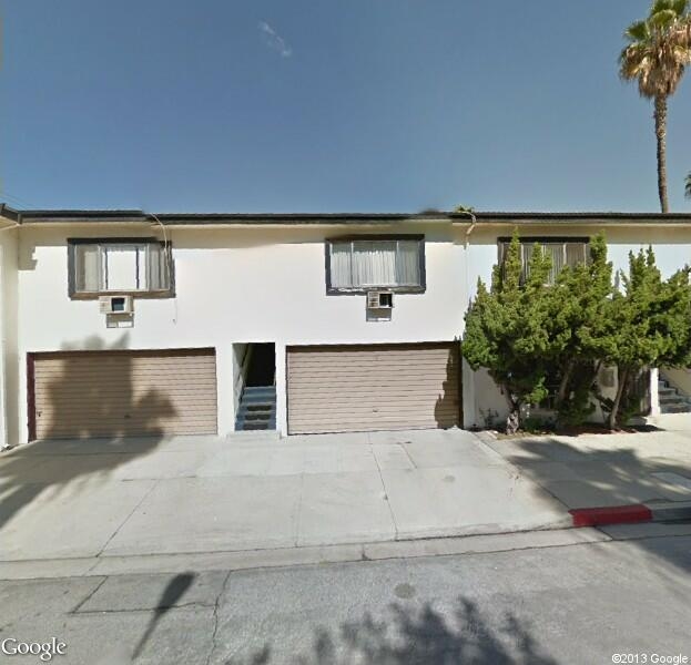 4319 W Olive Ave in Burbank, CA - Building Photo