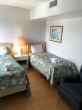 1605 S Ocean Blvd in Myrtle Beach, SC - Building Photo - Building Photo