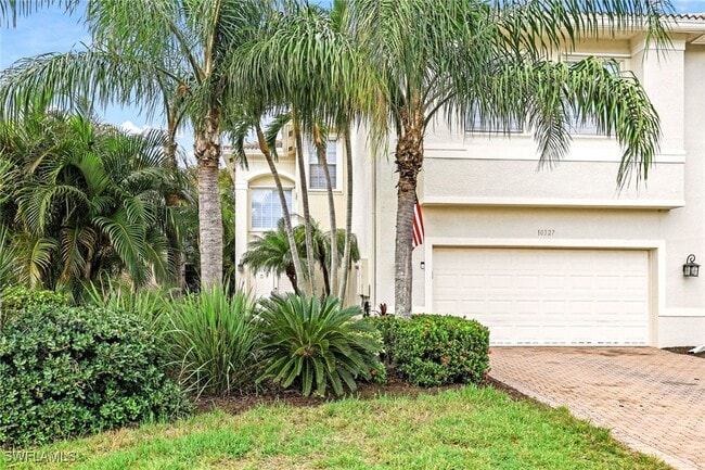 10327 Carolina Willow Dr in Ft. Myers, FL - Building Photo - Building Photo
