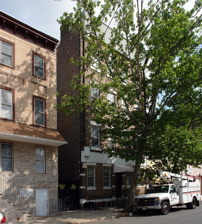 46 Jefferson St in Newark, NJ - Foto de edificio - Building Photo