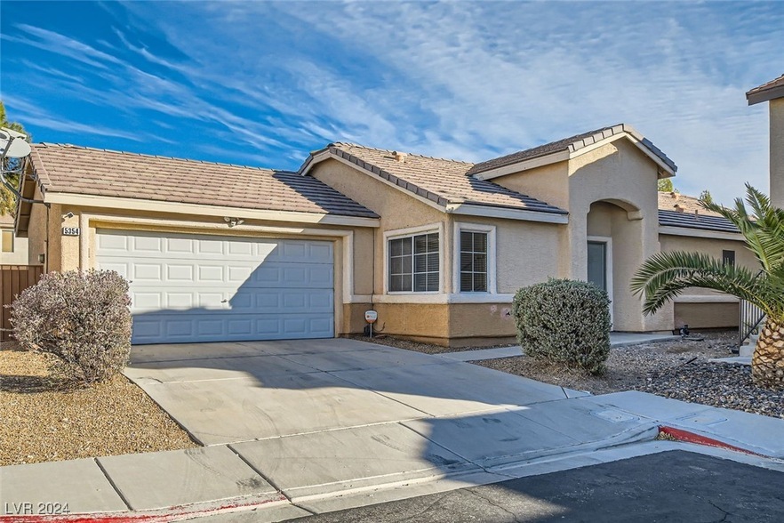 5354 Dandelion Ct, Unit 414 in North Las Vegas, NV - Building Photo