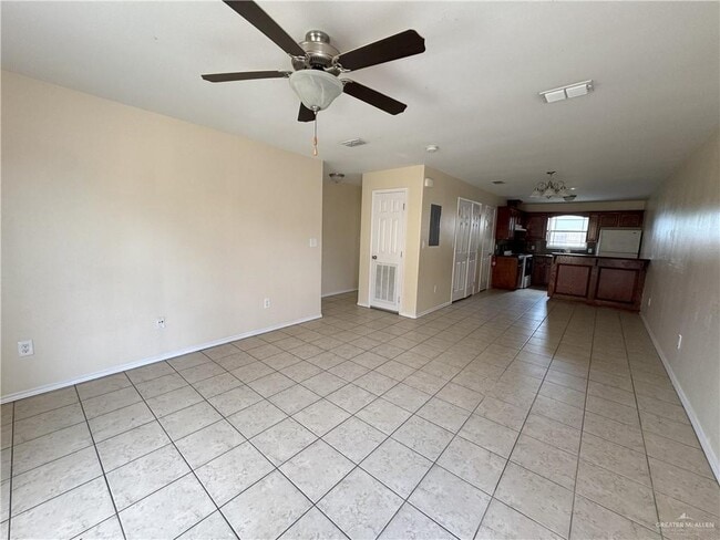 209 N Linares St in Alton, TX - Building Photo - Building Photo