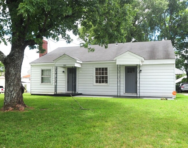 property at 203 Oakwood Ave NE