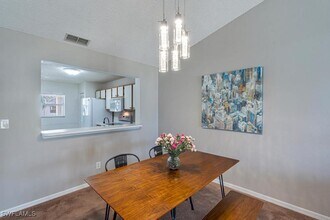 744 Landover Cir in Naples, FL - Building Photo - Building Photo