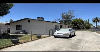 325 S Spring St, Unit 325 s spring st blythe ca in Blythe, CA - Building Photo