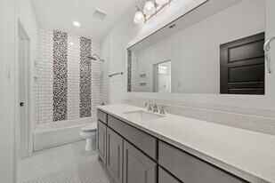 18935 Wild Thornberry Dr in Tomball, TX - Building Photo