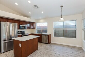 4715 W Harwell Rd in Phoenix, AZ - Building Photo - Building Photo