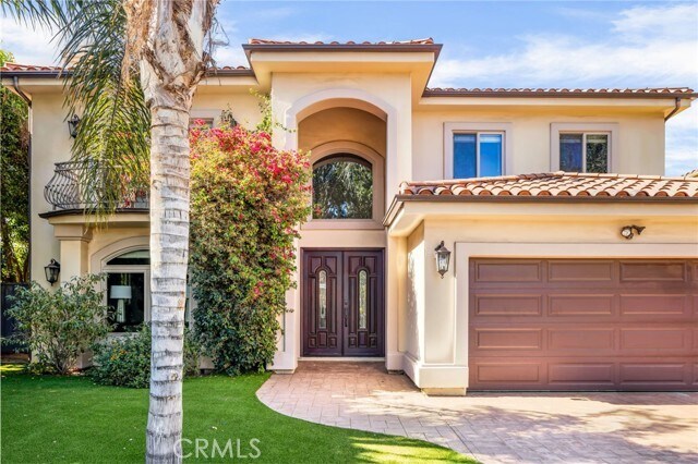 16659 Addison St in Los Angeles, CA - Building Photo