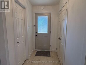 1440 Sixth Line in Oakville, ON - Building Photo - Building Photo