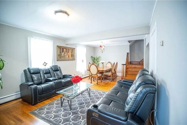 184 Webster Ave, Unit Apt2 in Providence, RI - Foto de edificio - Building Photo