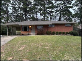 26 Rosemont Dr in Little Rock, AR - Building Photo