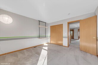 24525 Champion Dr in Plainfield, IL - Building Photo - Building Photo