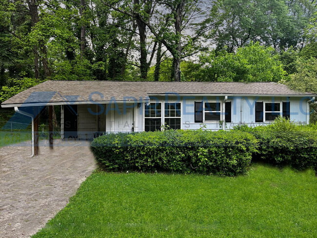 property at 2017 Akron Dr SE