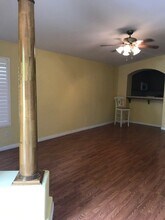 5723 Sarona St in Bakersfield, CA - Building Photo - Building Photo