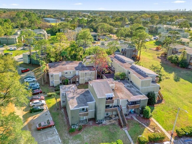 300 Scottsdale Square in Winter Park, FL - Building Photo - Building Photo