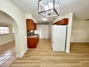 1351 W 34th St in Hialeah, FL - Building Photo - Building Photo