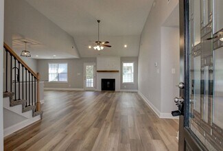 164 Bonnell Dr in Clarksville, TN - Building Photo - Building Photo