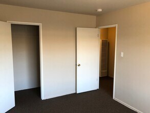 742 Boysen Ave in San Luis Obispo, CA - Foto de edificio - Building Photo