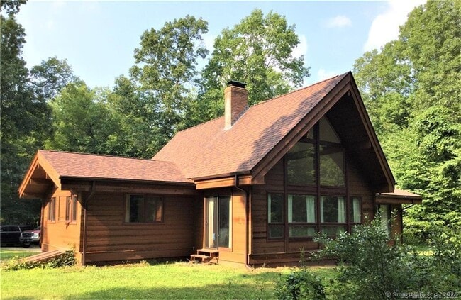 208 Slade Rd in Ashford, CT - Building Photo - Building Photo