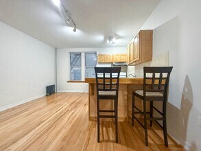 707 W 171st St, Unit 2A in New York, NY - Building Photo - Building Photo
