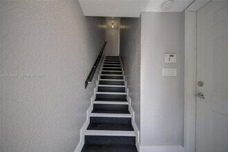 3300 Bird Ave in Miami, FL - Building Photo - Building Photo