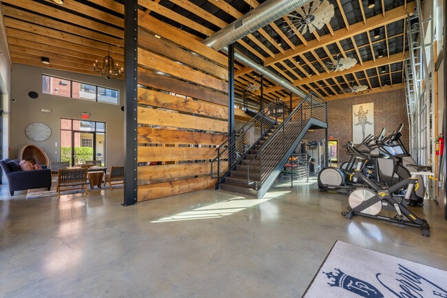 Turnberry Place Apartments