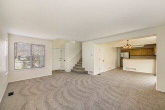 1807 Antero Ct in Fort Collins, CO - Foto de edificio - Building Photo