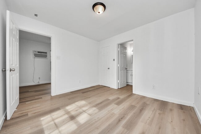 209 Owens St in Houston, TX - Building Photo - Building Photo