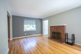 5833 Dewey St in Cheverly, MD - Building Photo - Building Photo