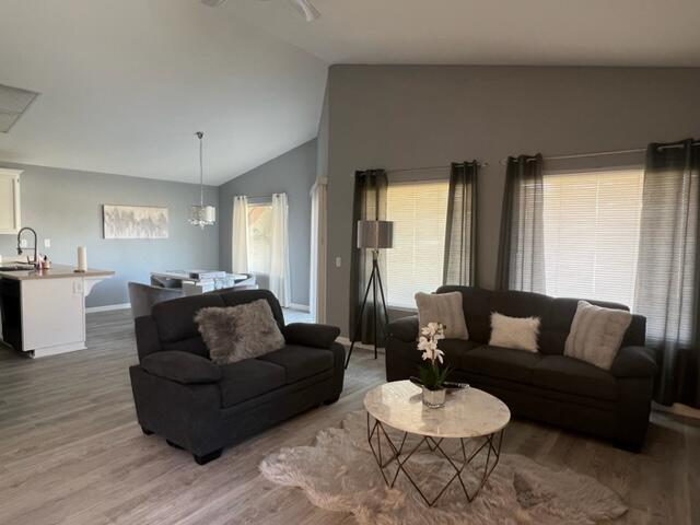 42565 Virginia Ave in Palm Desert, CA - Building Photo - Building Photo