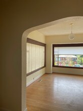 4612 Meridian Ave N in Seattle, WA - Building Photo - Building Photo