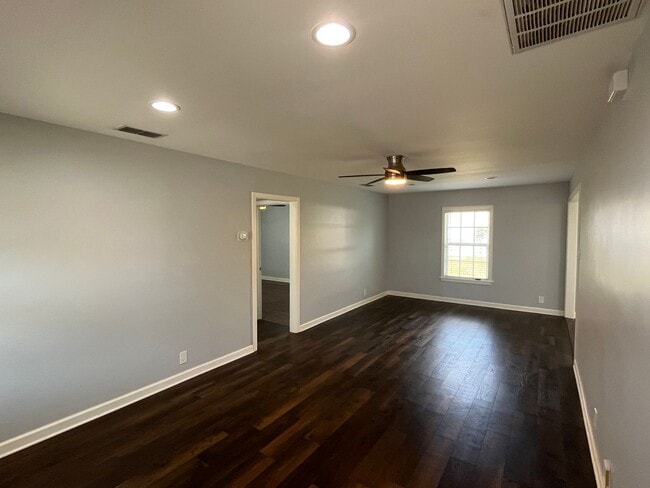 4937 Willowbrook Dr in Corpus Christi, TX - Building Photo - Building Photo