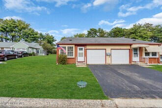 9A Juniper Ln in Manchester Township, NJ - Building Photo - Building Photo